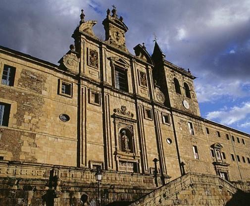 Apartamentos El Camino Villafranca Del Bierzo Esterno foto